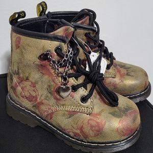 Kids suede boots Size 26 EUR Rose print